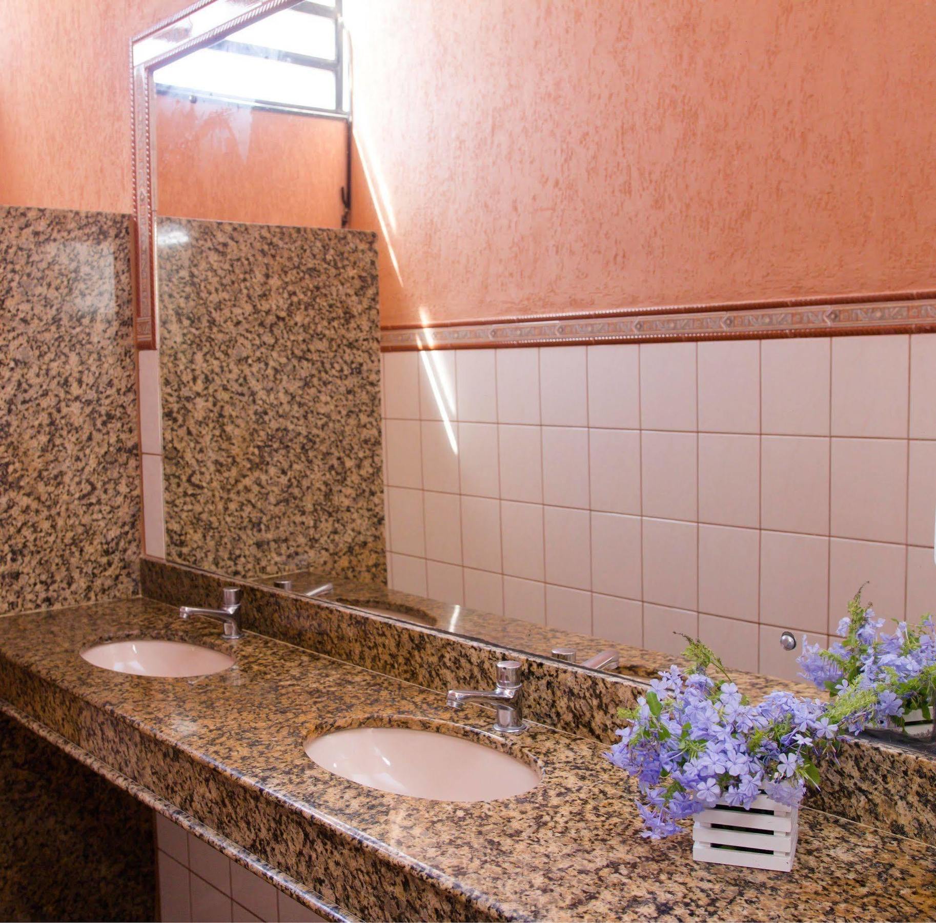 Hotel Bellatrix Macae Bagian luar foto
